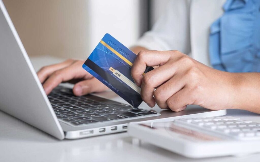Best Credit Cards for First-Time Users in the USA – 2025 Best Credit Cards for First-Time Users in the USA – 2025